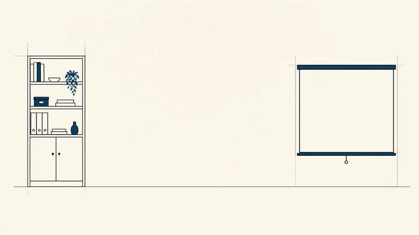 Ein Inhaltsregal steht getrennt von einer leeren Präsentationsfläche.